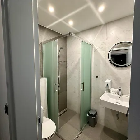 Bed and Breakfast Prenociste Vozac 3*