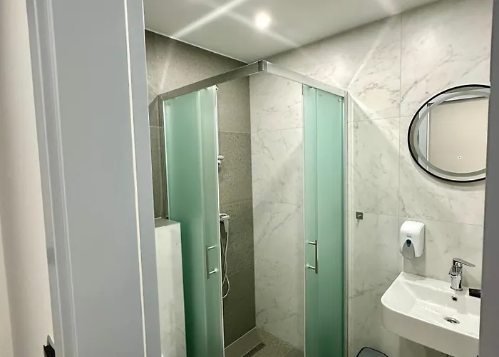 Prenociste Vozac Jajce